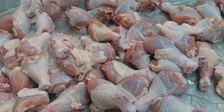 Thịt gia cầm nhập khẩu đang chiếm ưu thế trên thị trường Việt Nam